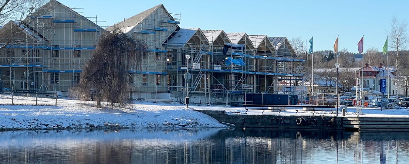Huset med 9 lägenheter i bostadsrättsföreningen Gösta Berling växer fram i centrala Sunne.