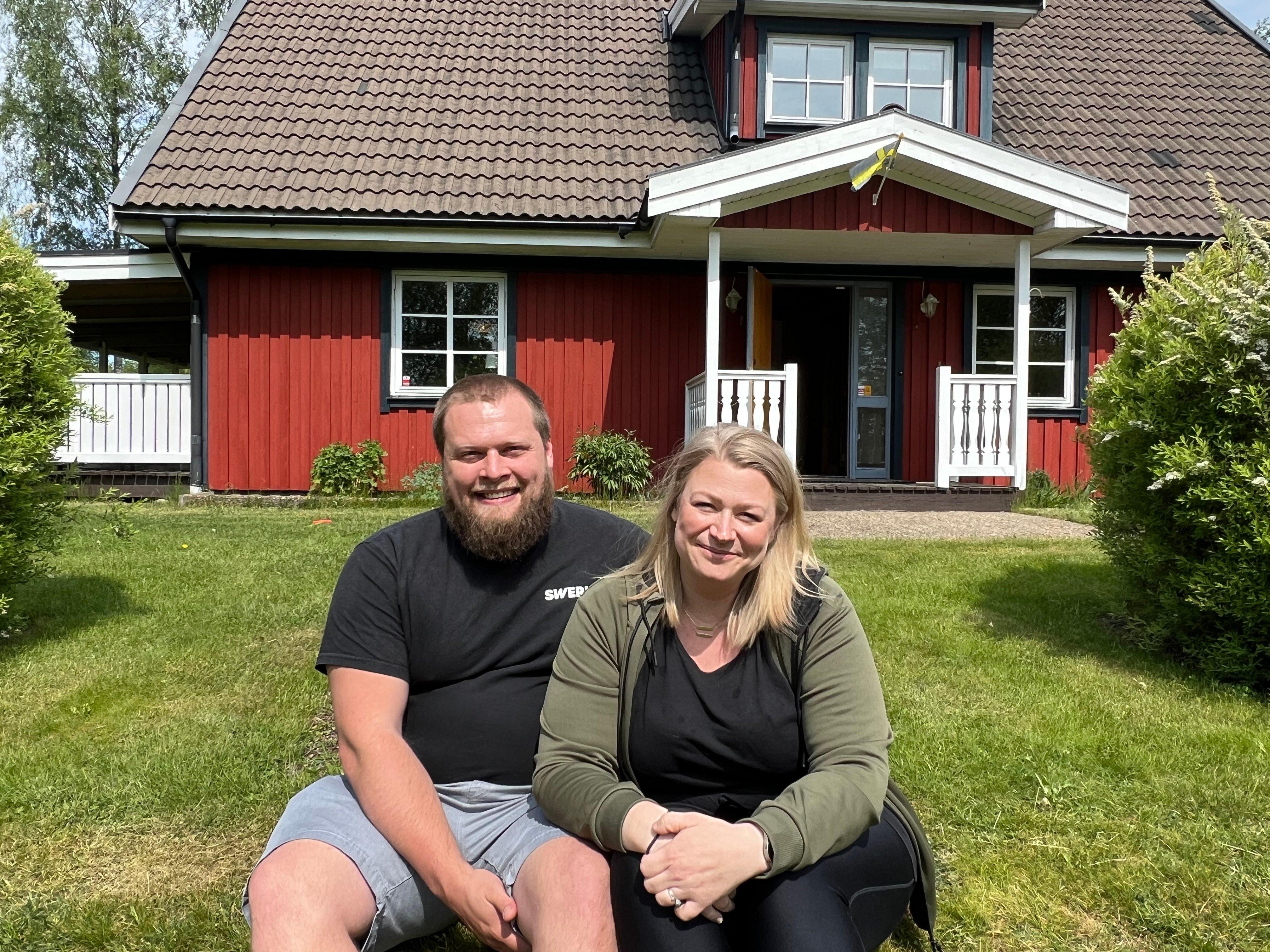 Vi trivs fantastiskt bra. Vi älskar huset och tycker att vi är på den vackraste platsen på jorden, säger David och Bonnie Hagen.