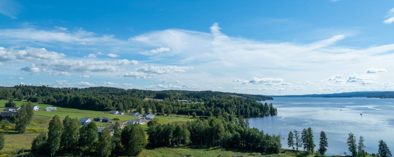 Skapa din egen husdröm i Sunne med härlig utsikt över Fryken.