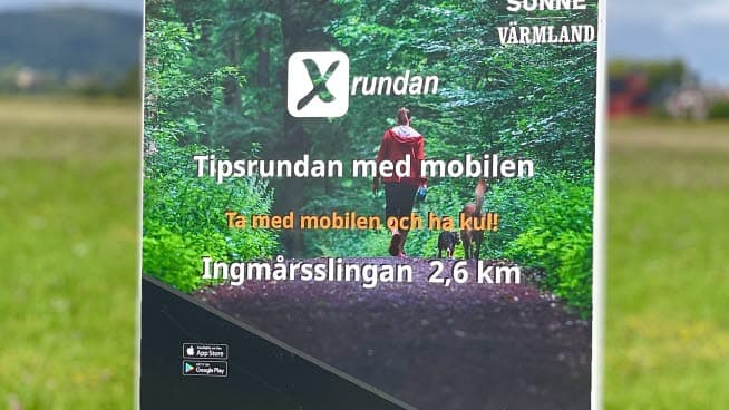 Skylt för Xrundan vid Ingmårsslingan.