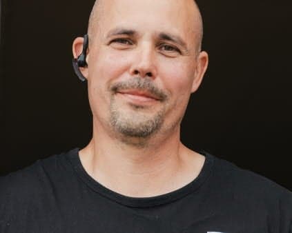 Tommy Gardsten jobbar som arbetsledare inom vaktmästeri och räddningsledare i Sunne kommun