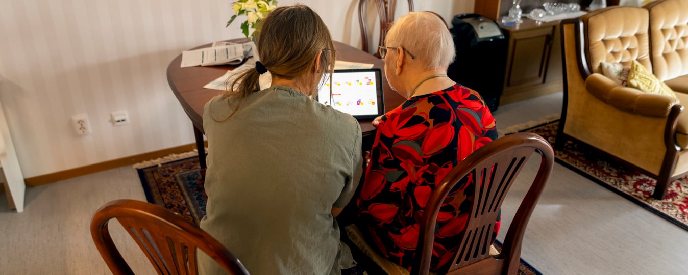 I Gräsmark, Västra Ämtervik och Allégårdens båda hemtjänstgrupper är samtliga som besvarat frågan nöjda med sin hemtjänst. Sett till helheten är utvecklingen också positiv; 94 procent är nöjda, jämfört med 89 procent förra året. 