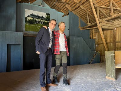 Aron Westblad och Hannes Öberg ser fram emot att få visa upp operakonsten på Mårbackas scen,