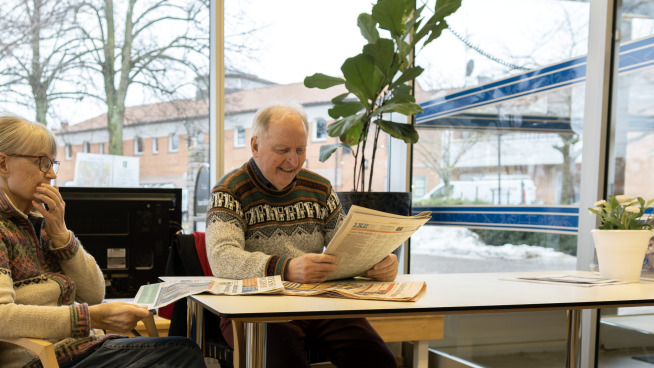 Ulla och Silas Olsson gillar mötesplatsen Sunne bibliotek.