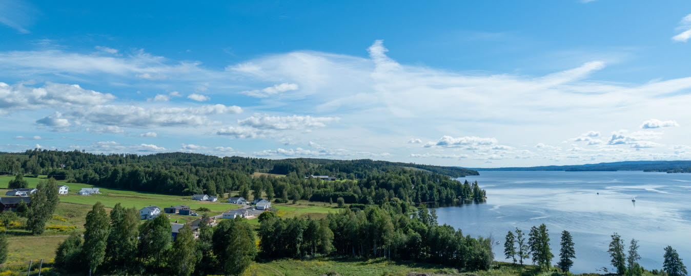 Skapa din egen husdröm i Sunne med härlig utsikt över Fryken.