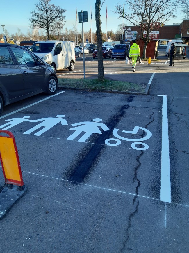 Bild p&aring; familjeparkeringen vid Mejeri&auml;ngen i Sunne