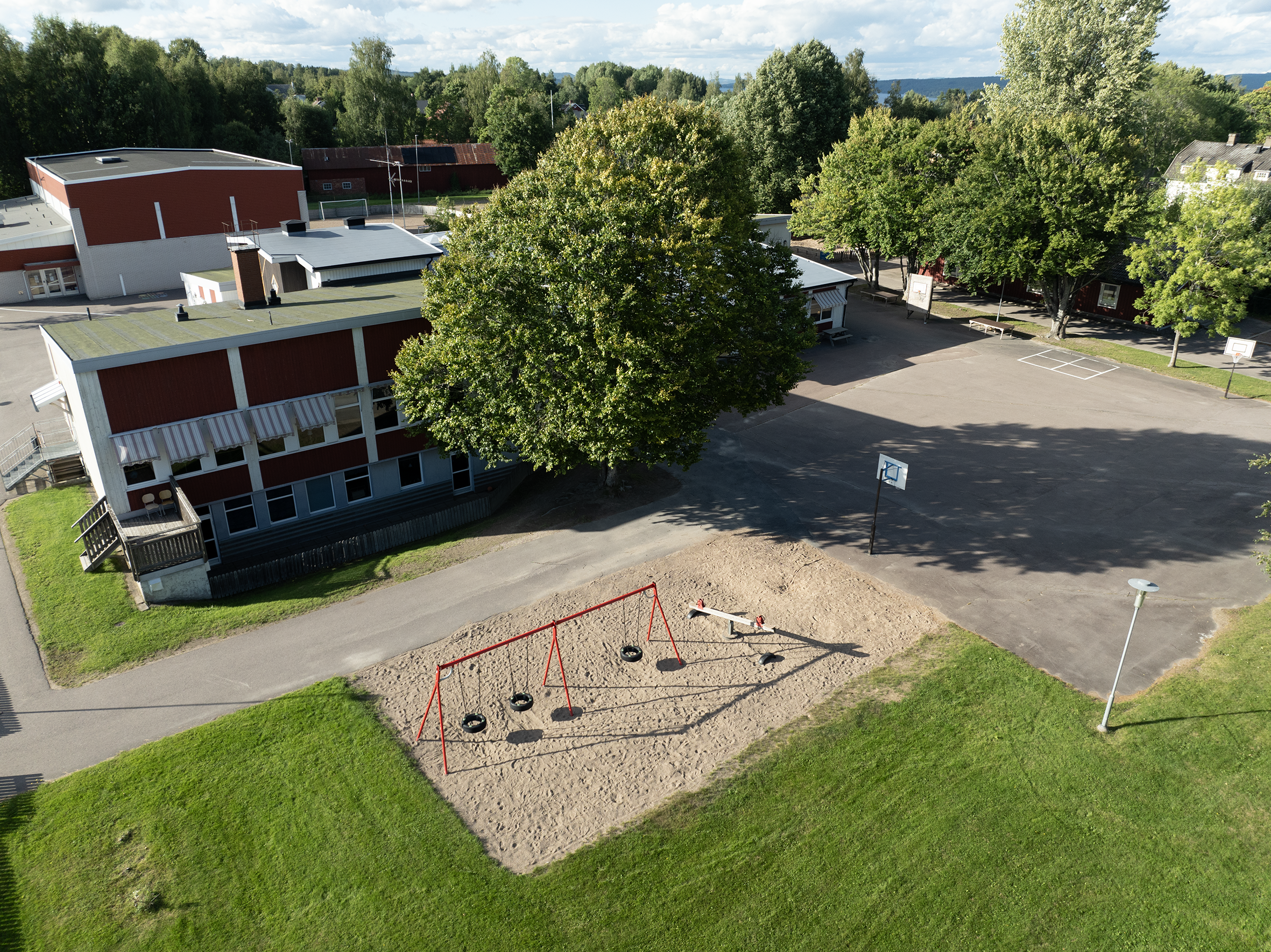 Flygbild &ouml;ver omr&aring;det vid Svensby skola